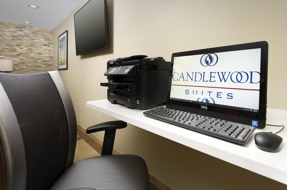 Candlewood Suites Richmond South 40/48