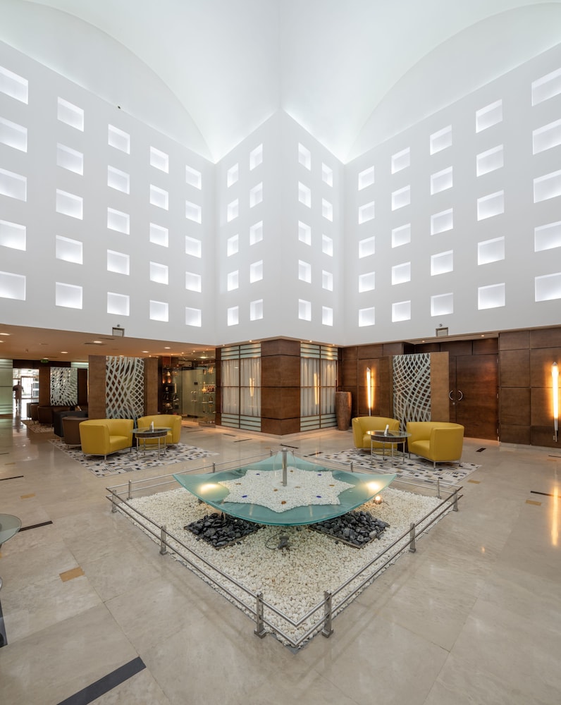 فندق راديسون بلو الرياض(Radisson Blu Riyadh) 19/32