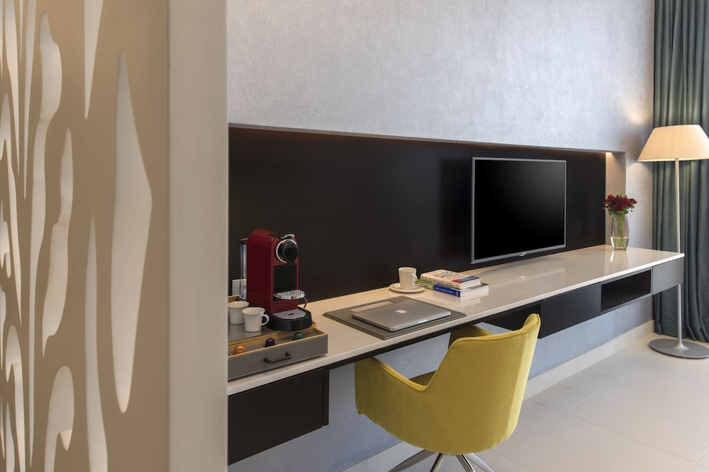 Fraser Suites Riyadh 69/77