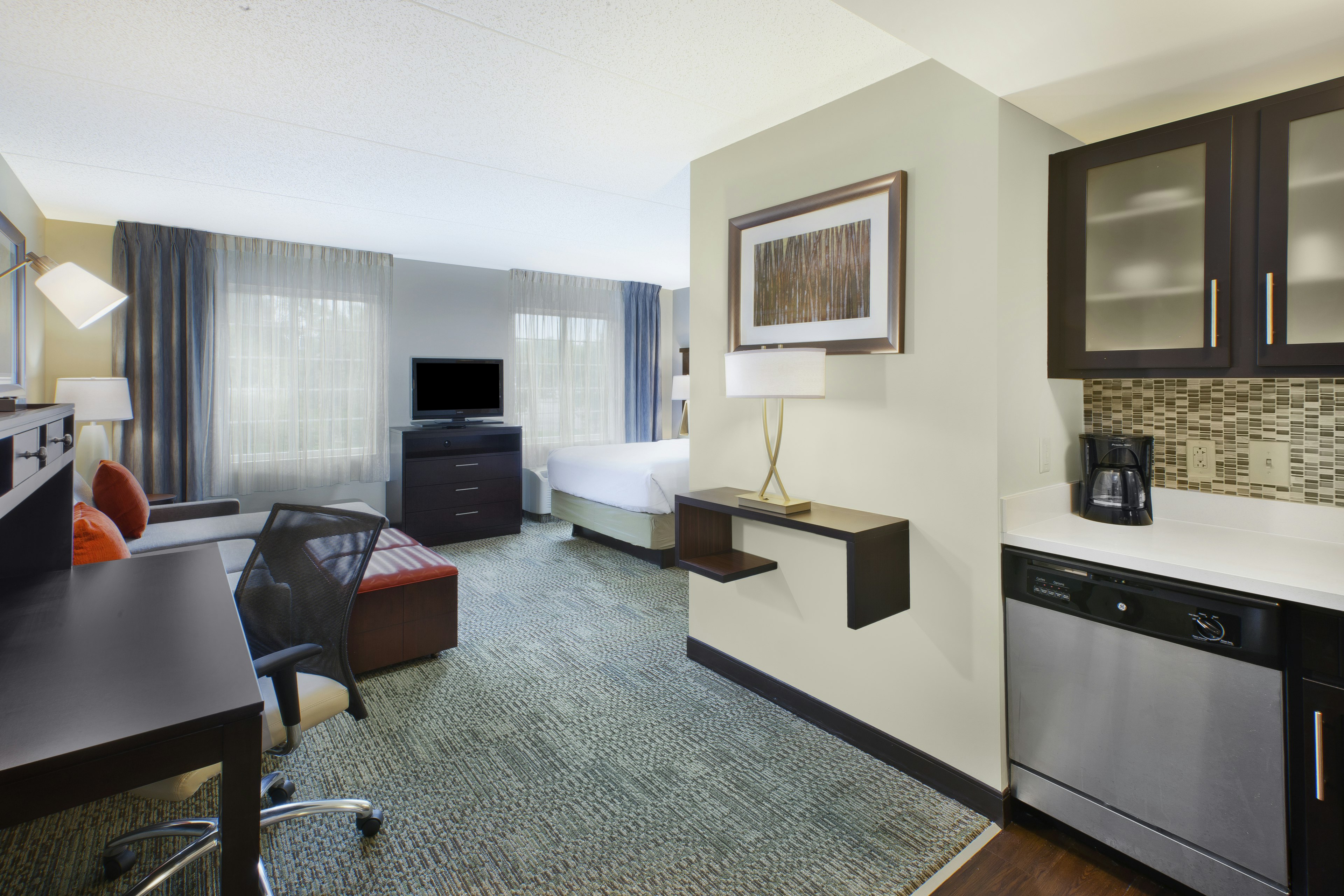 Staybridge Suites Cleveland Mayfield Heights Beachwood 40/68