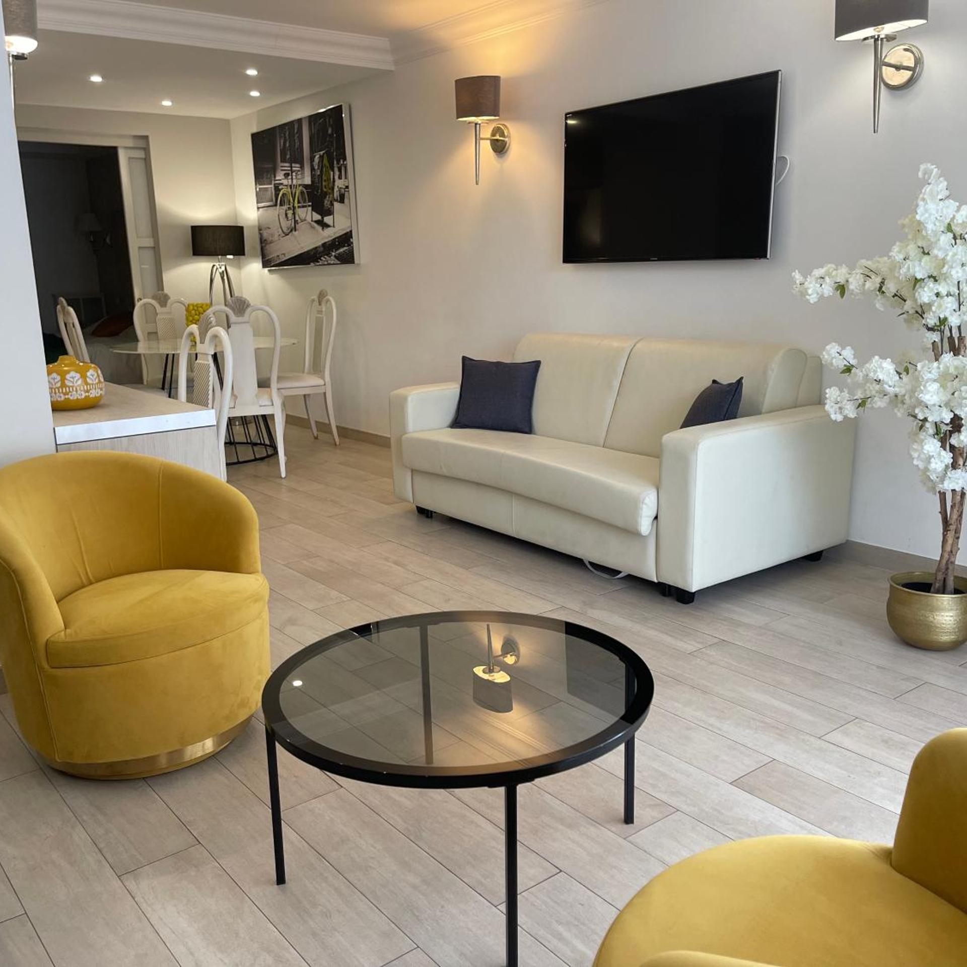 Hotel le Fouquet s 34/50