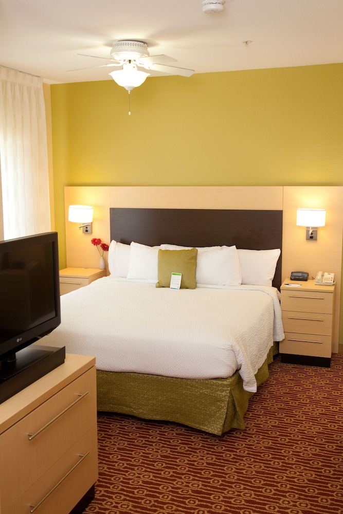 Towneplace Suites Lake Jackson Clute 8/31