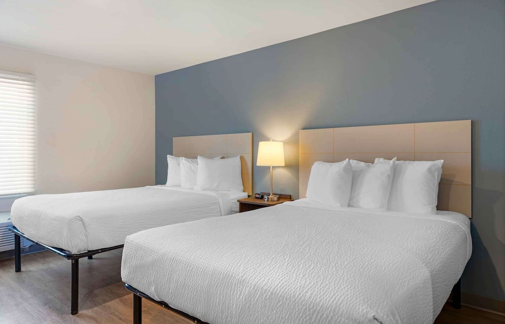 Woodspring Suites Riverside Norco 20/49