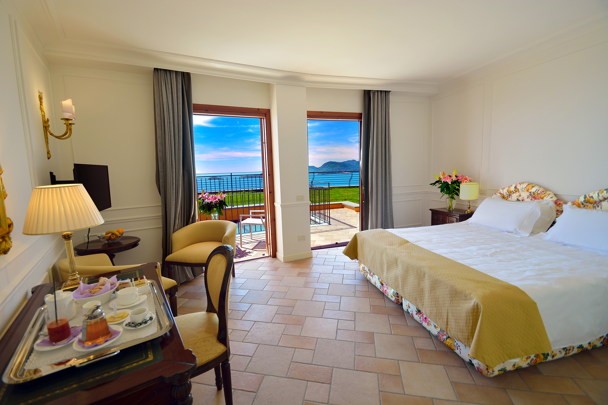 Garden, Deluxe, Sea View