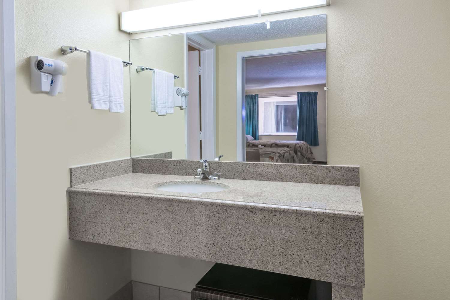 Days Inn Austin South 19/19