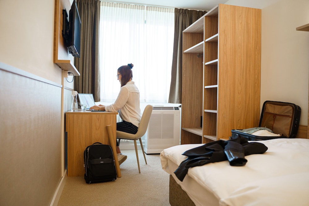 Hotel Continental 32/45