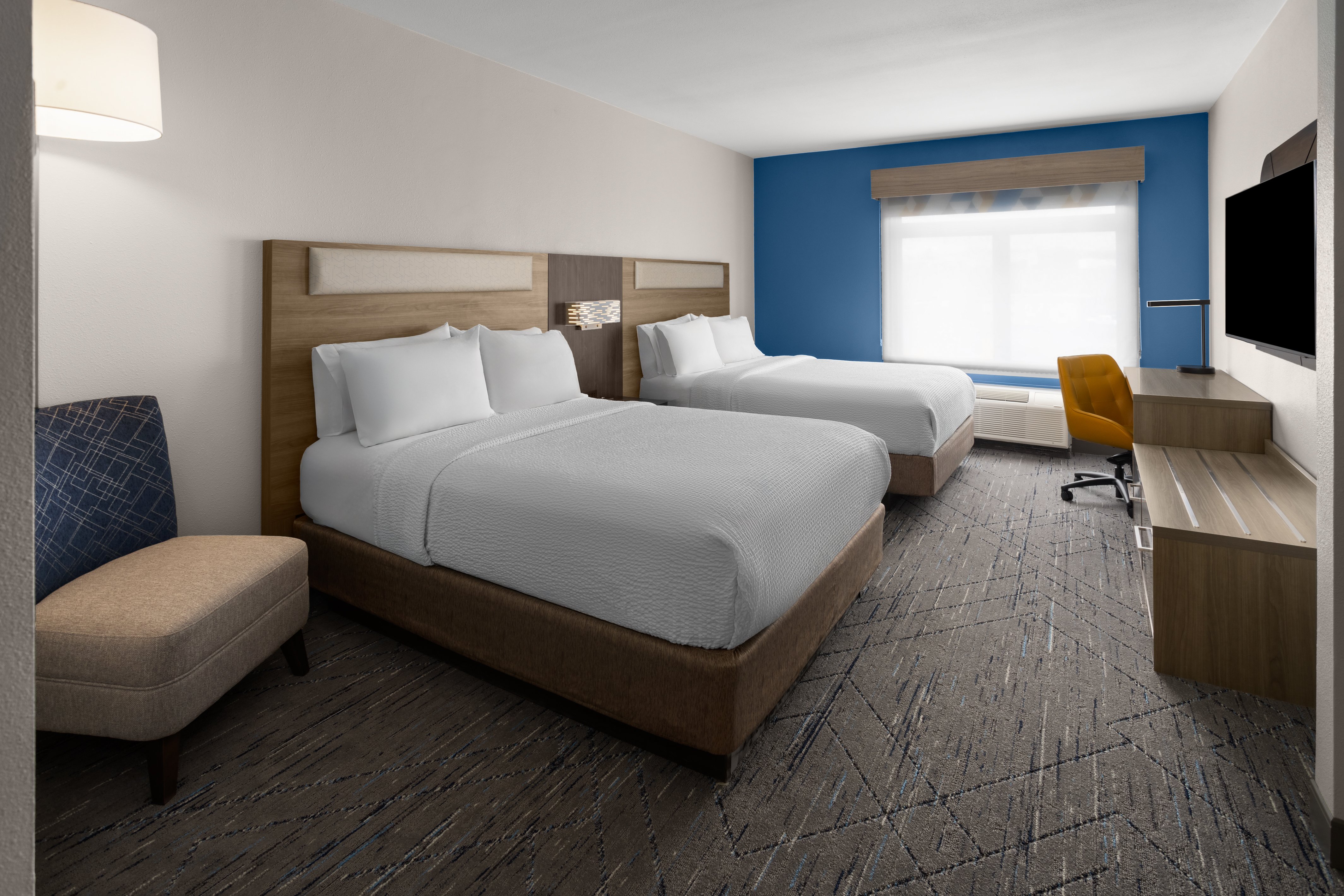 Holiday Inn Express Syracuse-Fairgrounds 23/75