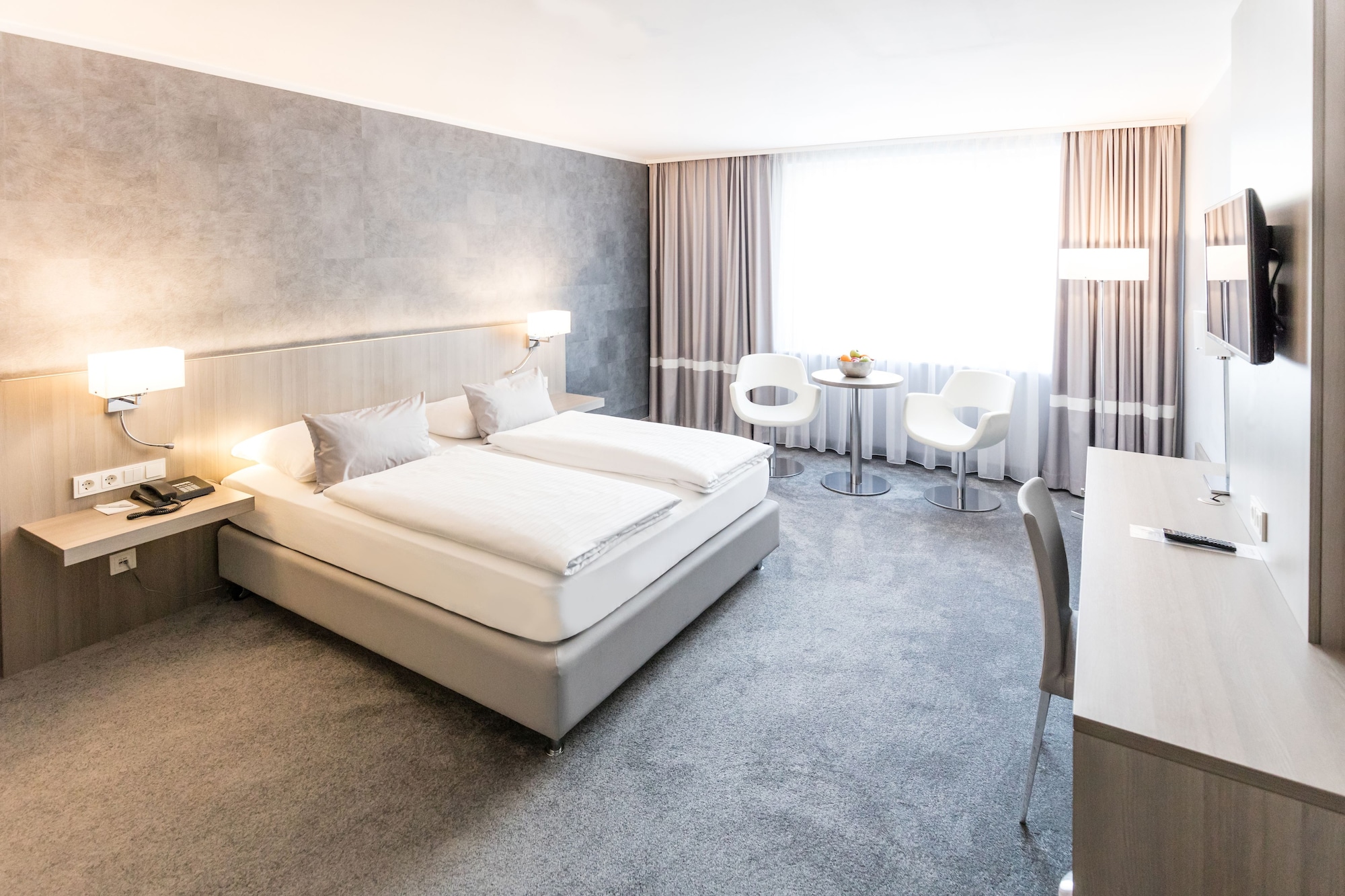 SUPERIOR, DOUBLE BED