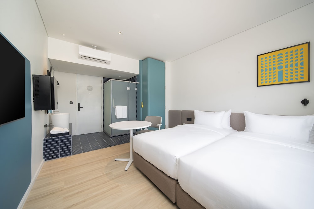 GO! Hotel Bowin at Robinson Lifestyle 11/31
