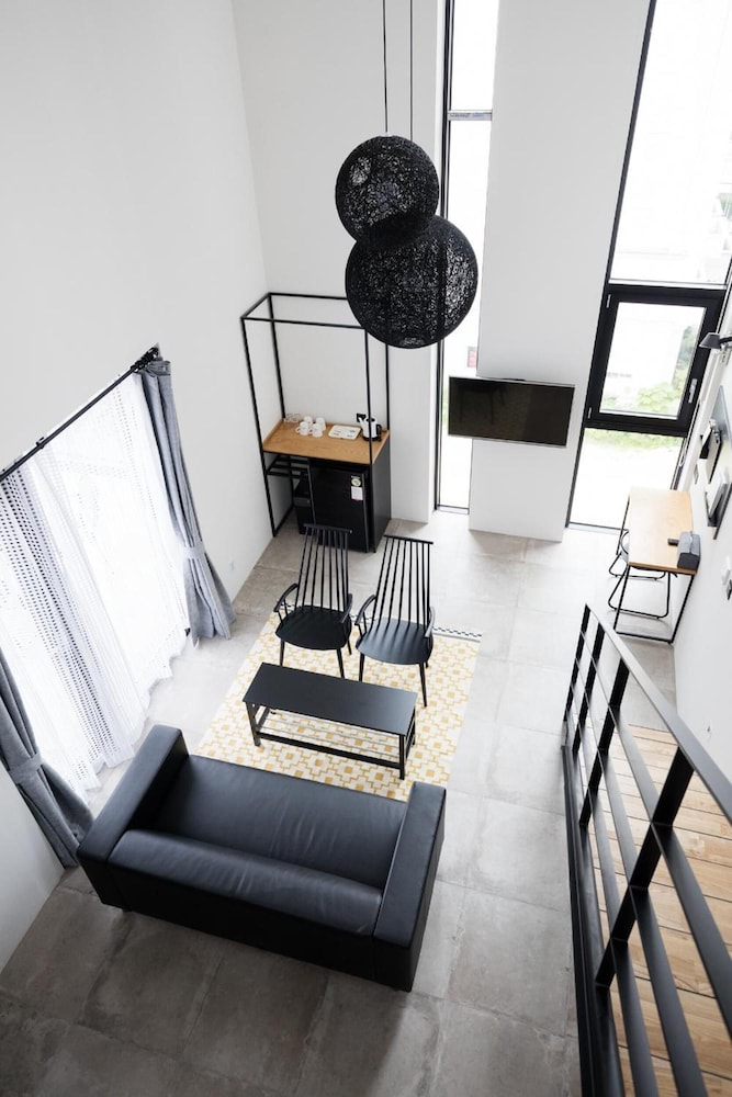 Gangneung Boutique Hotel Bombom 17/34