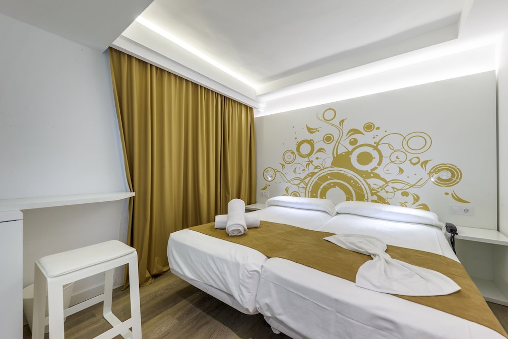 WelikeHotel Triton beach 24/48