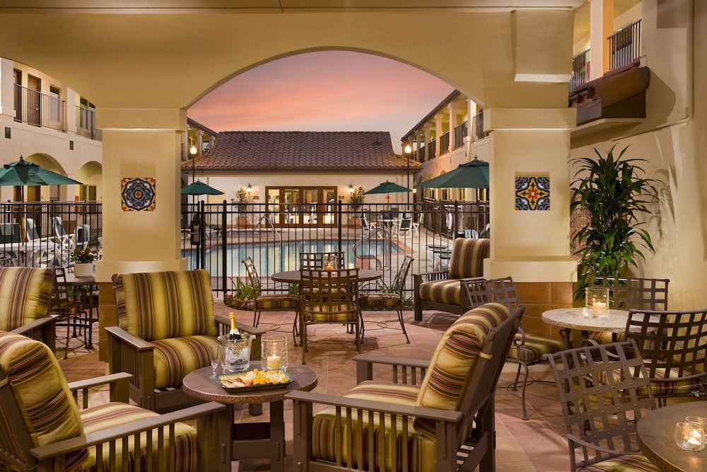 Ayres Hotel Redlands 21/38