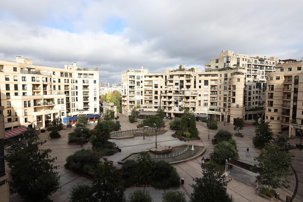 Occidental Paris Levallois 65/68