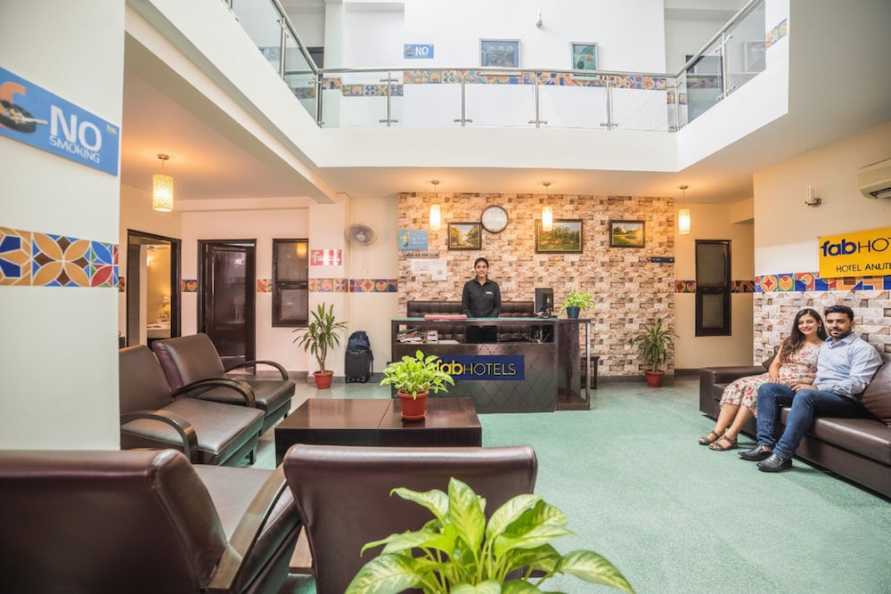 FabHotel Anutham Saket 30/36
