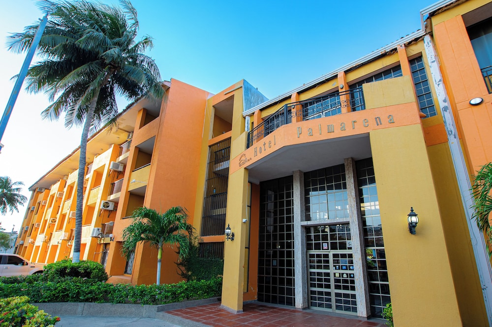 Palmarena Plaza Hotel 4/49