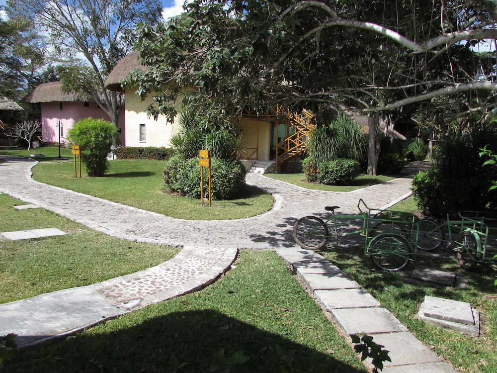 Chicanna Ecovillage Resort 60/66