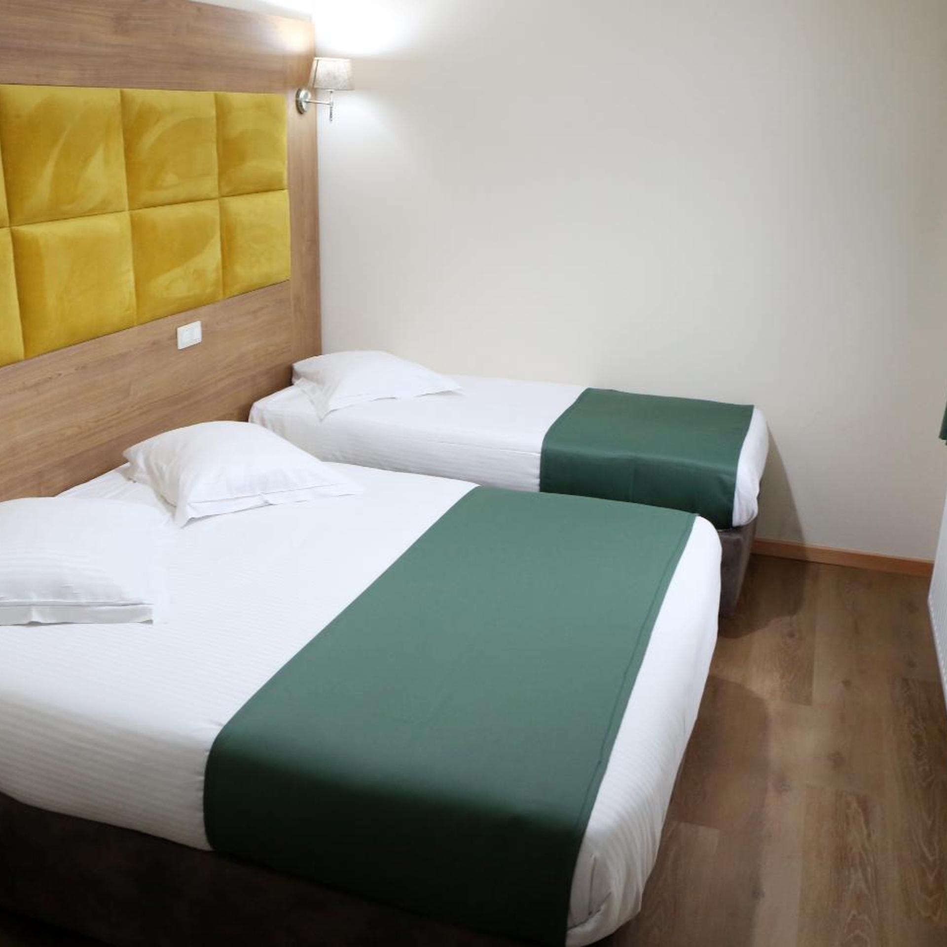 غرفة كومفورت ثلاثية، Sun Hotel 6/10