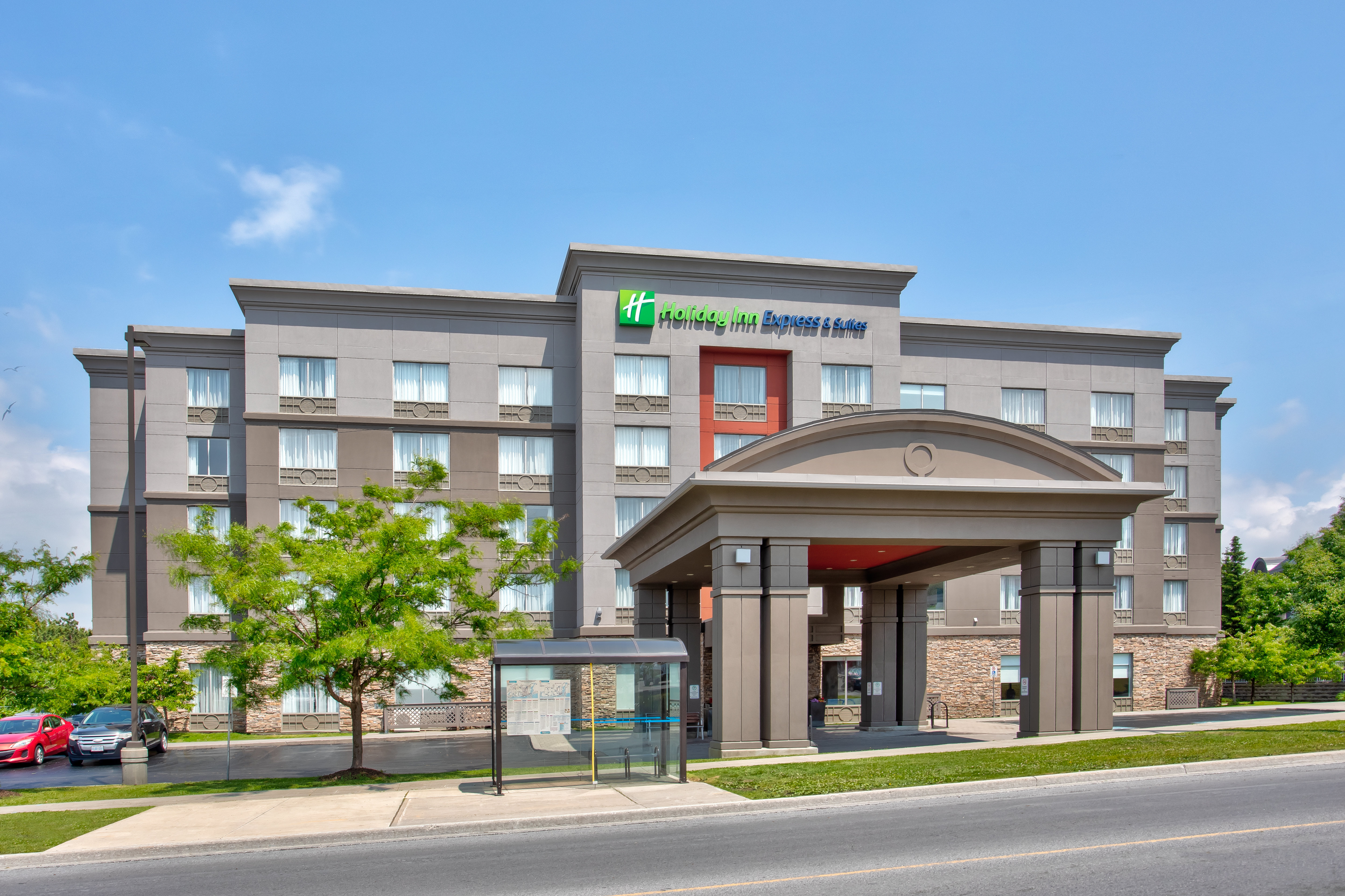 Holiday Inn Express Hotel Suites Kingston 5/72