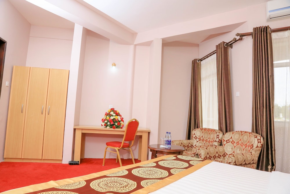 Hotel 7 Seasons Entebbe 28/55