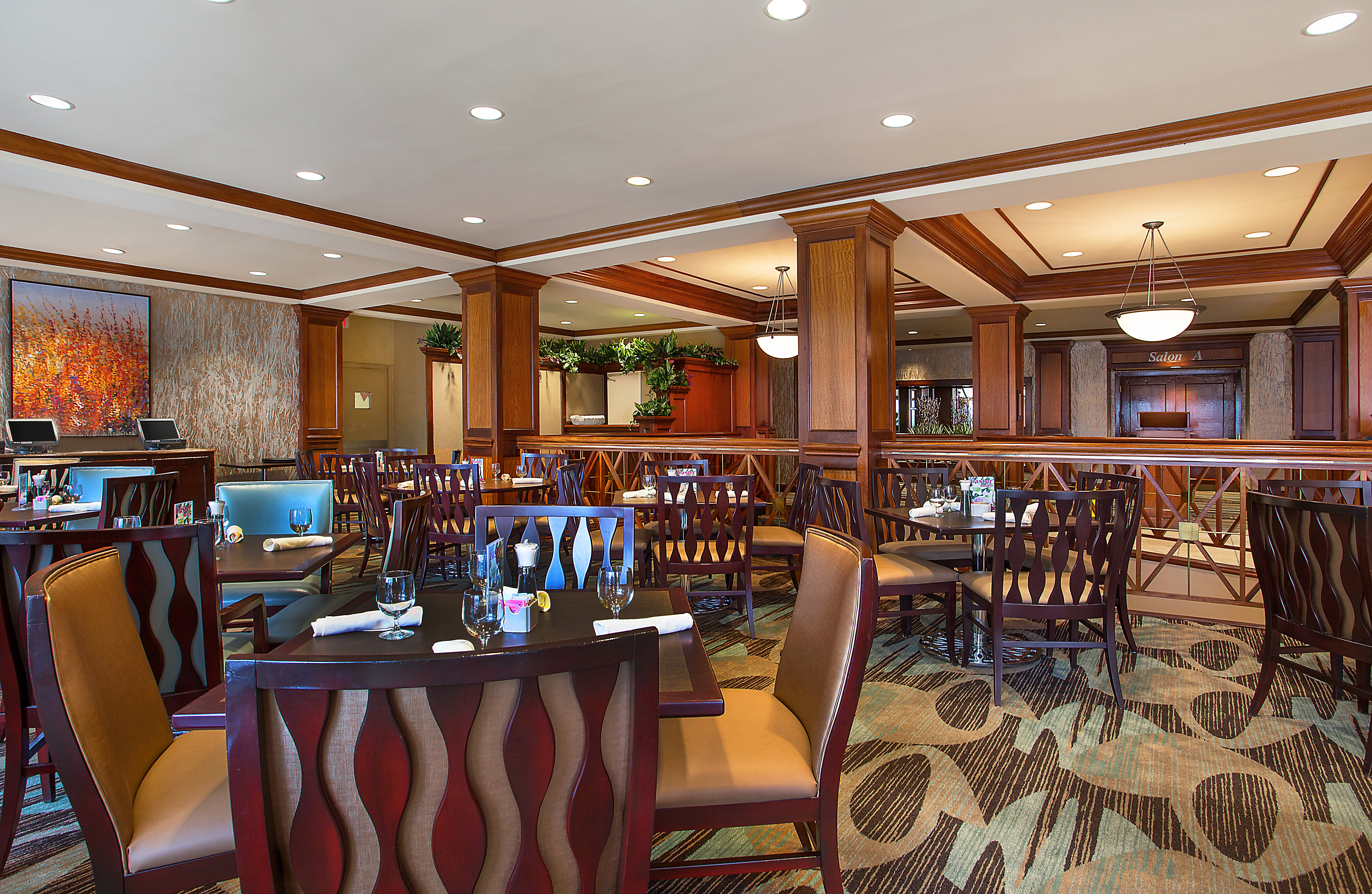 Crowne Plaza Hotel Knoxville Downtown University 49/81