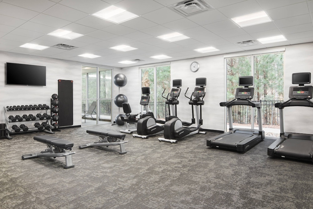 Fairfield Inn & Suites By Marriott Raleigh Wake Forest 12/33