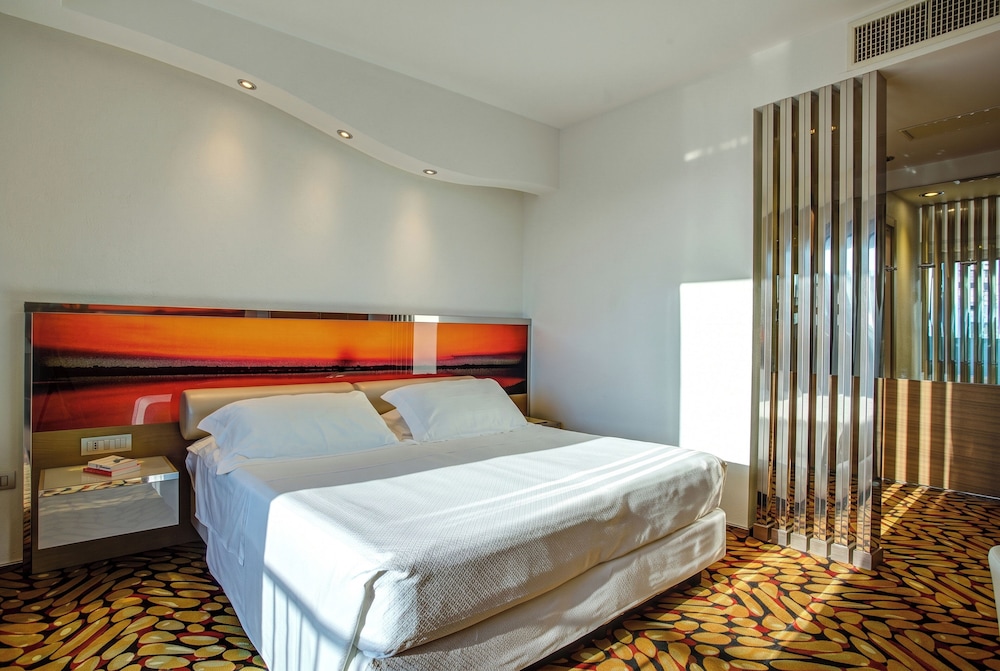 Hotel Waldorf 17/50