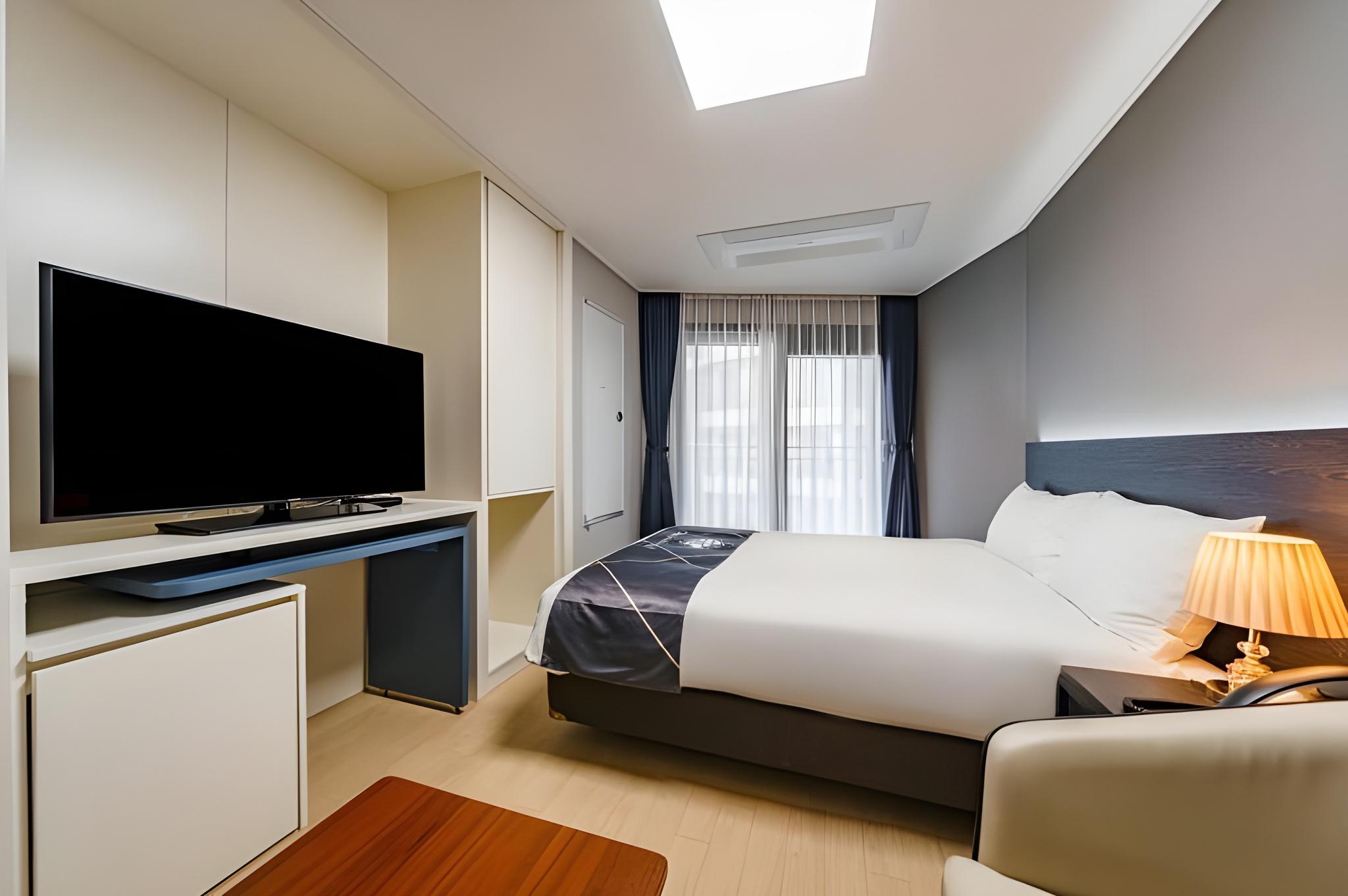 STANDARD, DOUBLE BED