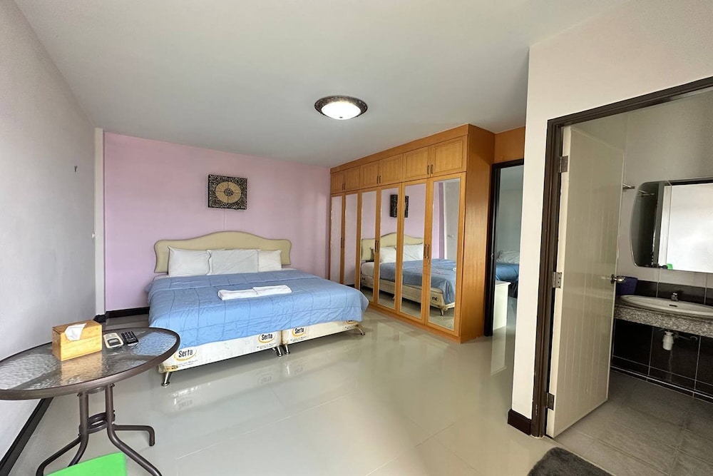 The Star Villa Resort 12/24