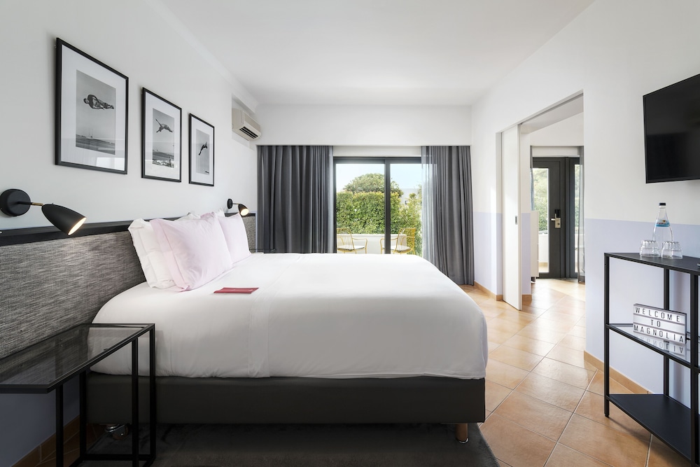 The Magnolia Hotel 13/59