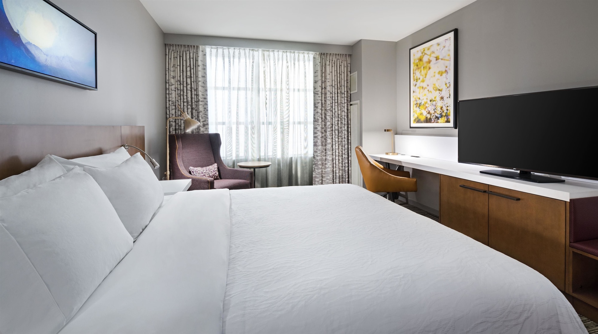 ROOM, KING BED