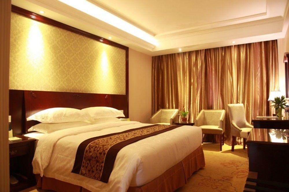 Vienna Hotel Pudong Airport Chenyang Rd 4/17