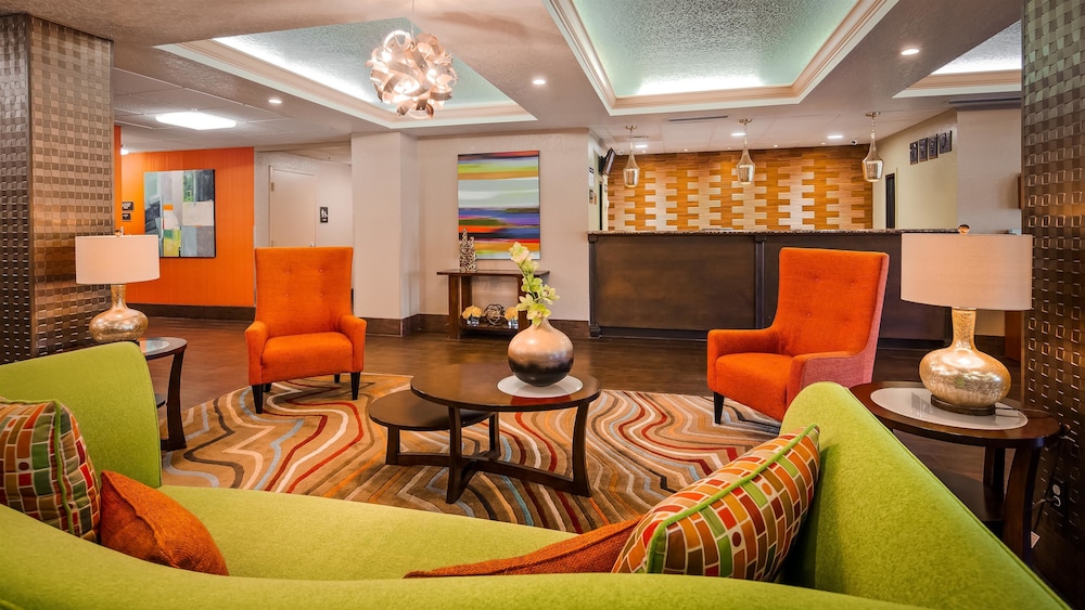 Best Western Plus Universal Inn 43/46
