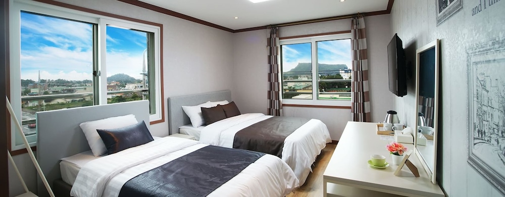 SEONGSAN AQUA BEACH HOTEL 24/42