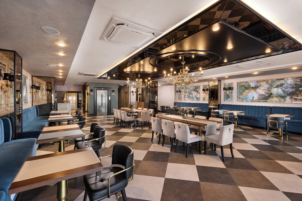 The New Hotel Zeybek 57/74
