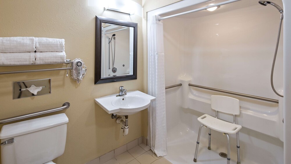 Best Western Jacksonville Inn 7/25