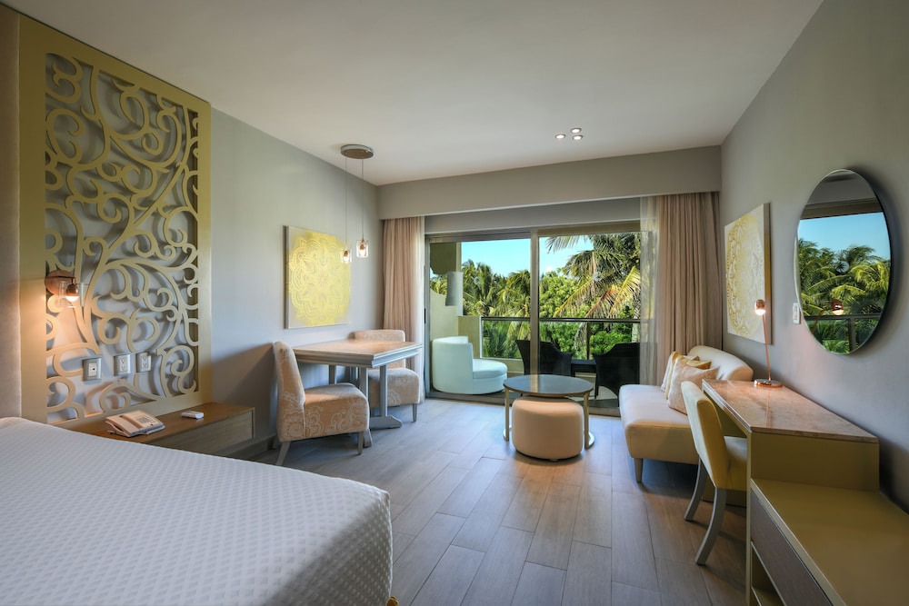 El Dorado Royale A Spa Resort All Inclusive 26/83