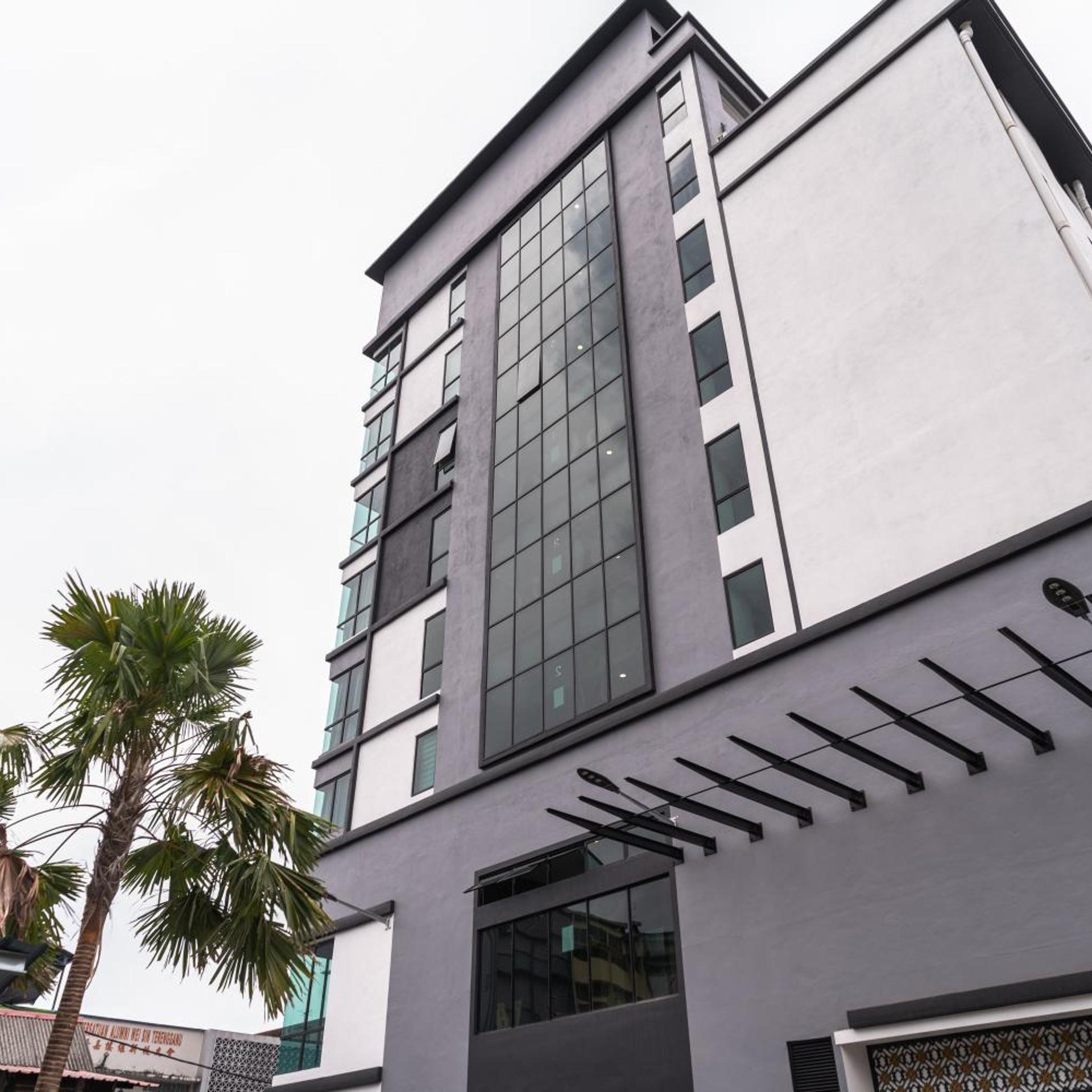 Citi Plaza Hotel & Suites 3/48