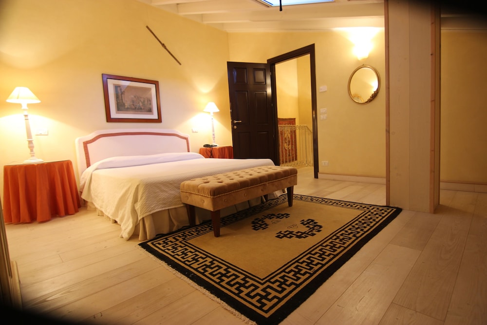 HOTEL VILLA GIONA 21/77