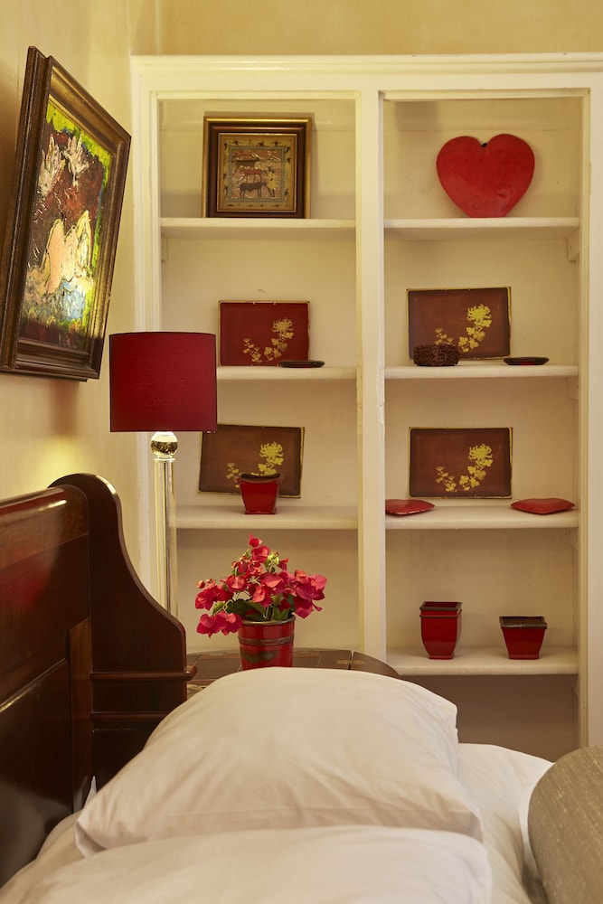 Bella Ev Guest House 12/50