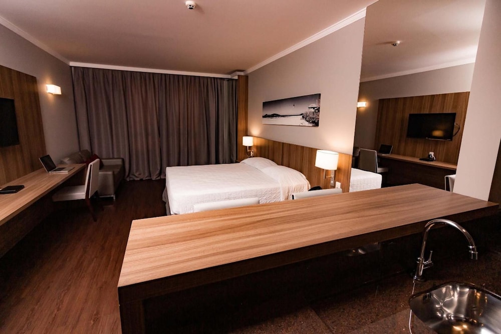 Hotel Kennedy Executive 20/49