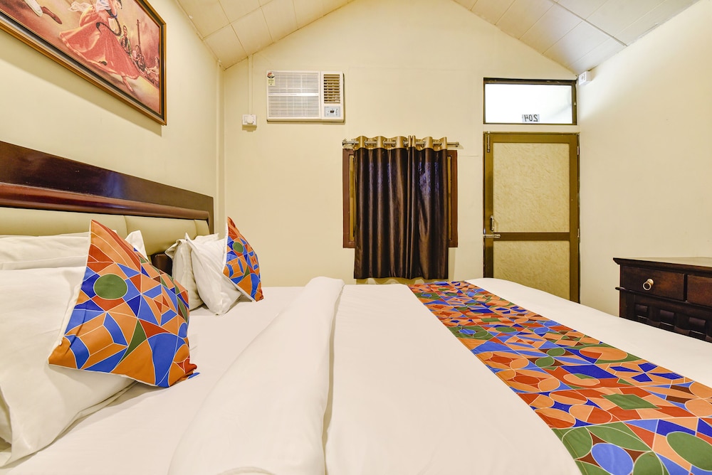 Royal Garden Retreat 5/25