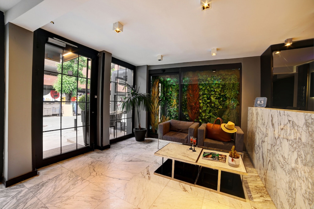 The Capital Suites 30/40