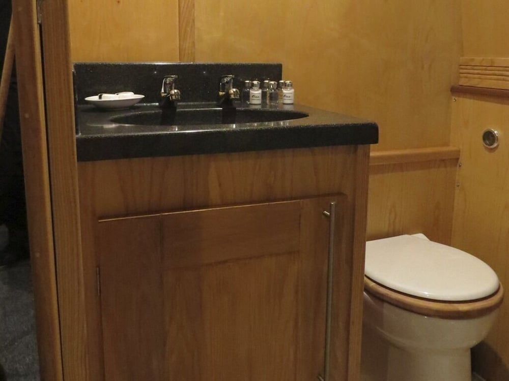 Houseboat Hotels - Hotel boat 30/31