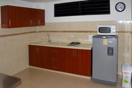 Aparta Hotel Los Cerezos 8/50