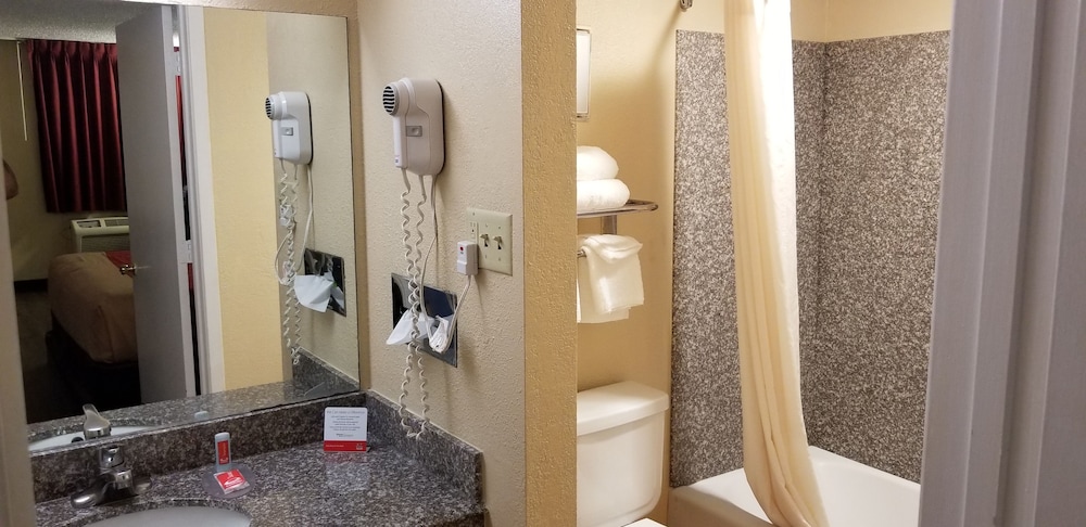 Knights Inn College Station 7/29