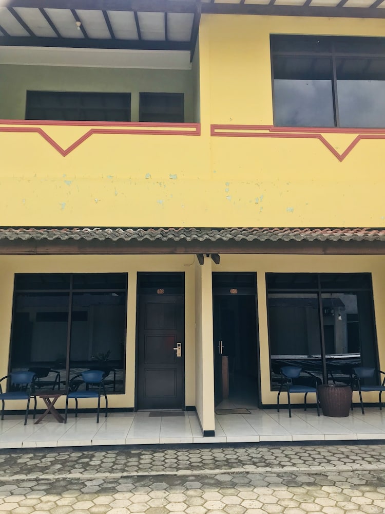 Palapa Hotel 1/50