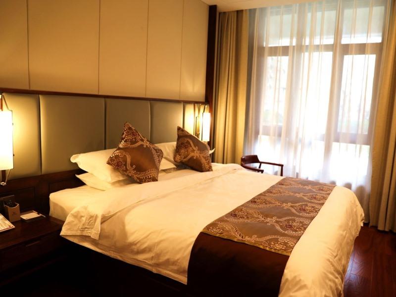 GreenTree Eastern Linyi Linshu Aegean Hotel 25/47