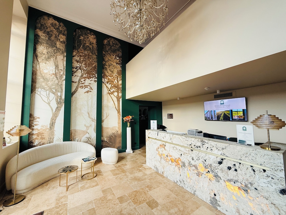 HOTEL ARTS ET TERROIRS 3/50