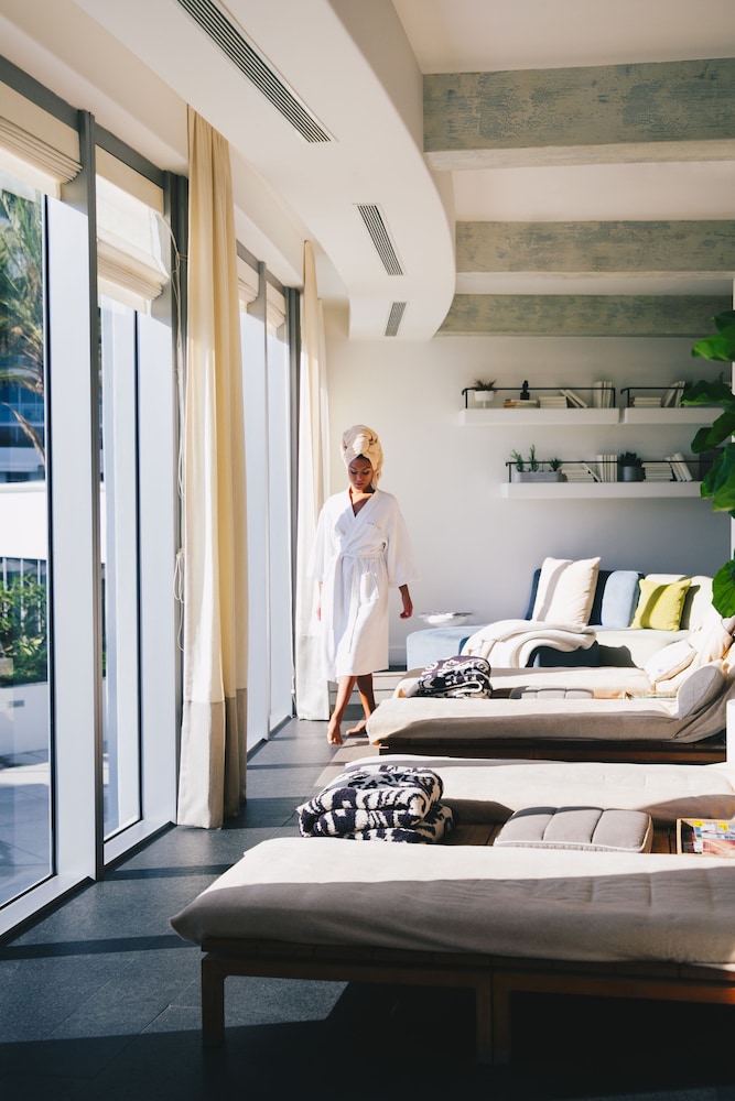 Nobu Hotel Miami Beach 58/67