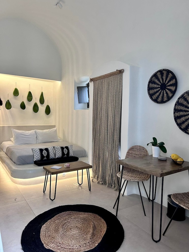 Floria Suites 29/46
